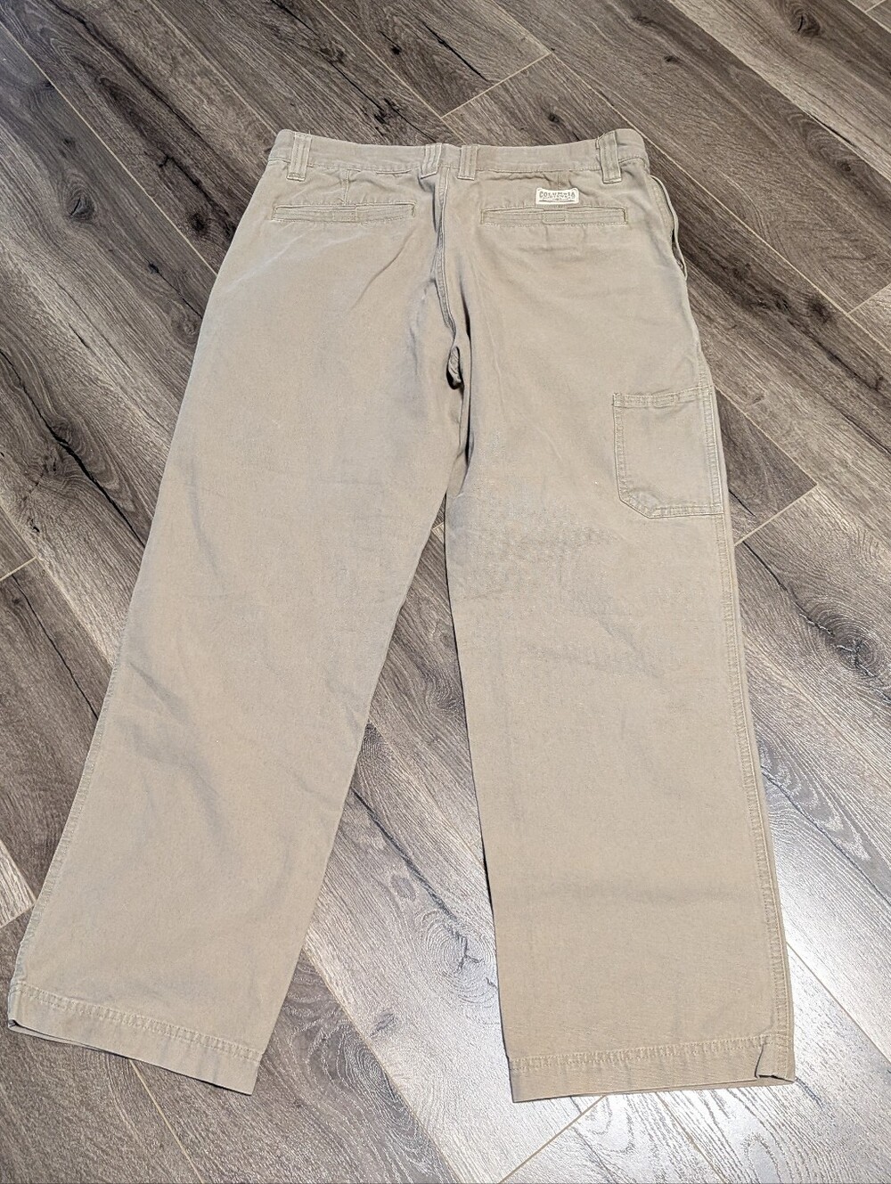 Columbia pants Chino Work pants. Tan  Size 34/30. 6 Pockets. Cotton. GUC .